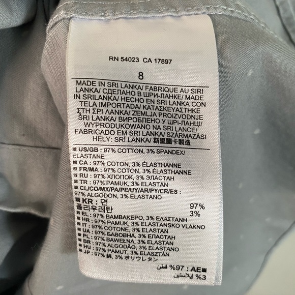 Banana Republic Silver and white Polka dot button down. Size 8 - Picture 7 of 8